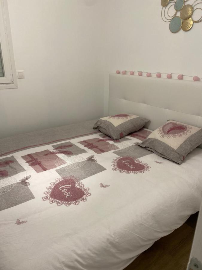 Les Lodges Du Chateau Marquise Esterno foto